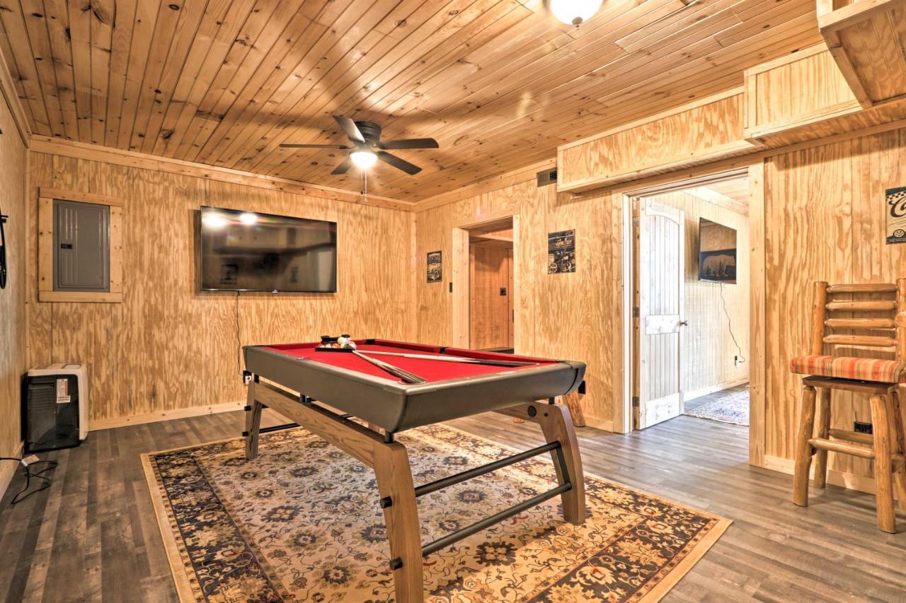 Gatlinburg Cabin With Loft And Game Room 1 Mi To Town מראה חיצוני תמונה