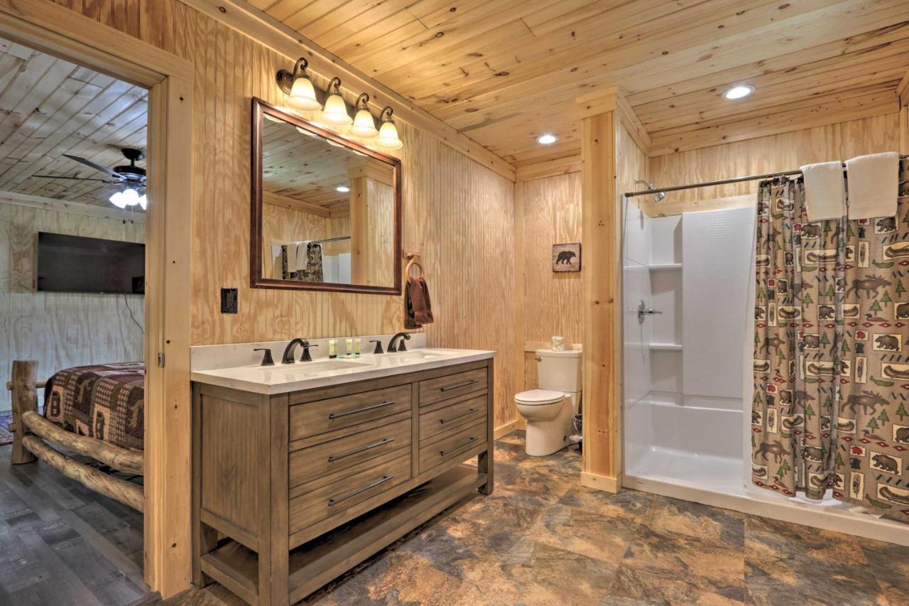Gatlinburg Cabin With Loft And Game Room 1 Mi To Town מראה חיצוני תמונה