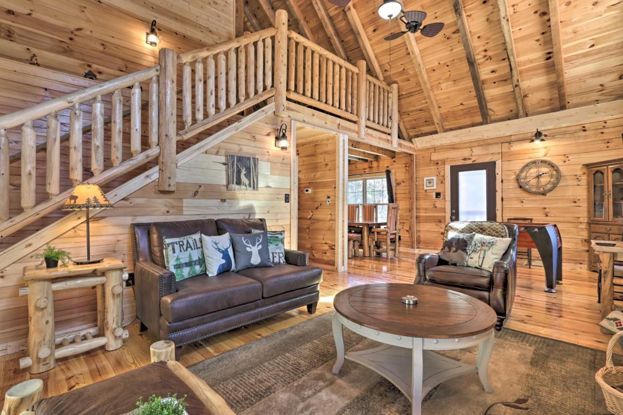 Gatlinburg Cabin With Loft And Game Room 1 Mi To Town מראה חיצוני תמונה